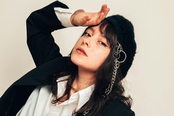 Top 5 casquettes pour femmes : le must-have contemporain