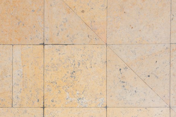 Esthétique murale avec le carrelage mural marbre